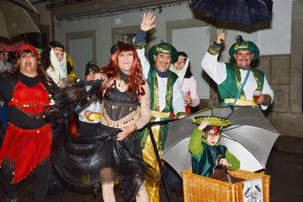 El desfile de carnaval reunirá esta noche a multitud de arroyanos disfrazados