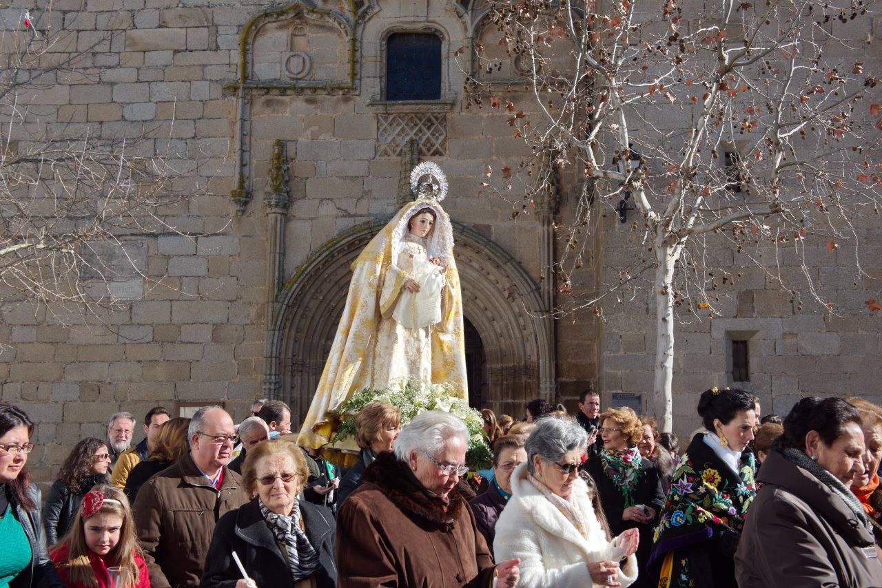 El sol hace brillar las fiestas de las Candelas