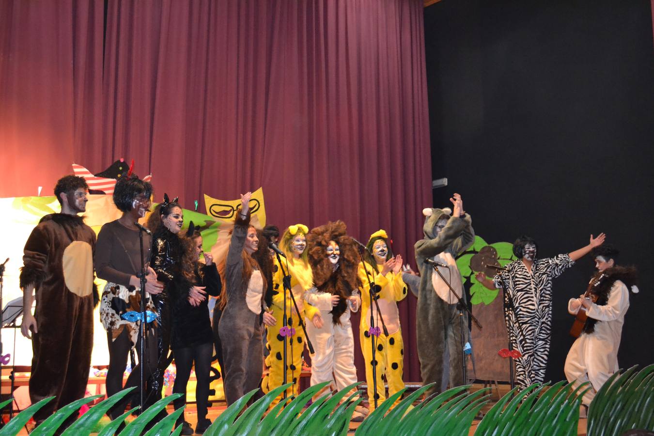 Éxito de público en el primer concurso de Murgas en el salón de actos