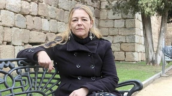 «Habría que expropiar temporalmente a los bancos las viviendas de desahucios»