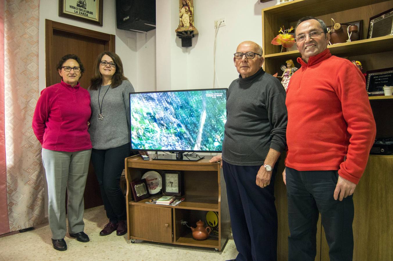 La tercera edad disfruta de diversas actividades durante la semana