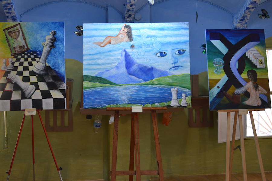 La pintura de Tony Bustos se puede admirar en el Contenedor de Arte