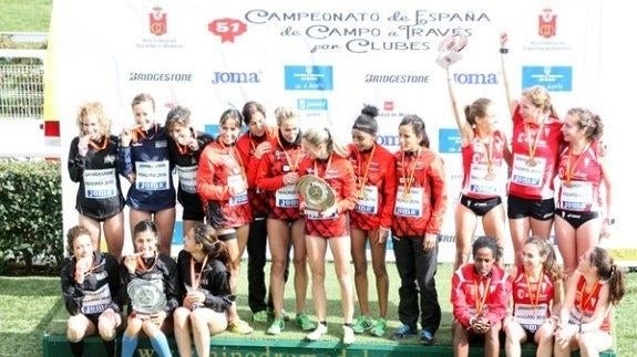 Tania Carretero y Teresa Urbina, campeonas de España por clubes