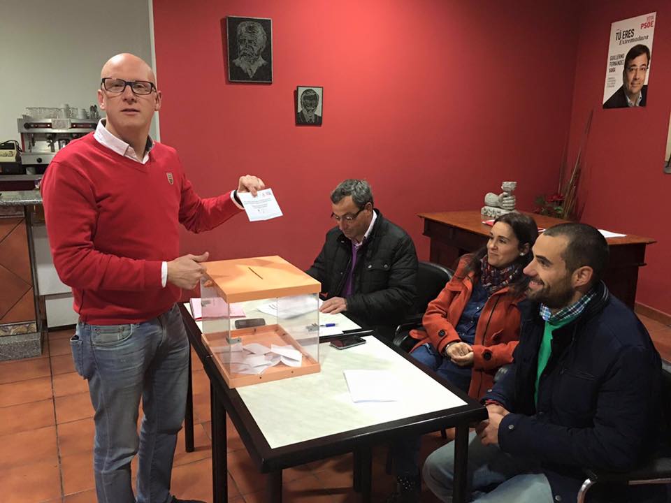 La militancia socialista quintanense avala ampliamente el acuerdo con Ciudadanos