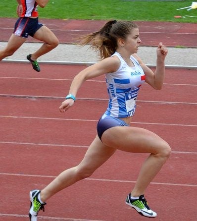 Isabel Guisado, nuevo récord de Extremadura absoluto en 200 metros lisos