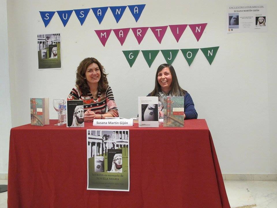 Viernes de tertulia literaria en la localidad de la mano de Susana Martín