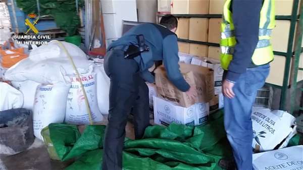 Siete detenidos de un grupo dedicado a robar en fincas de Tierra de Barros