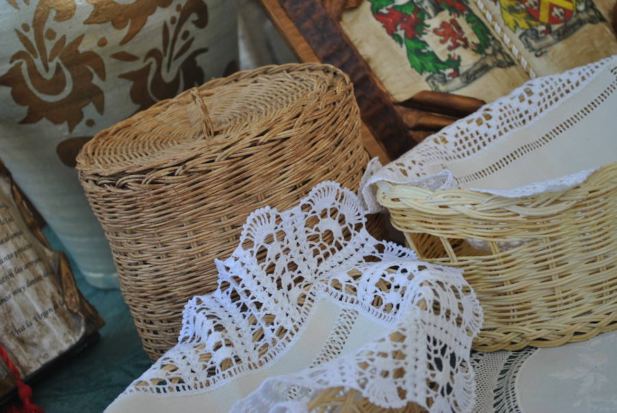 El municipio celebra la 8ª Feria Tradicional de Artesanía