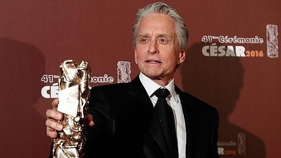 A Michael Douglas le quedan 6 meses de vida, según medios de EE.UU