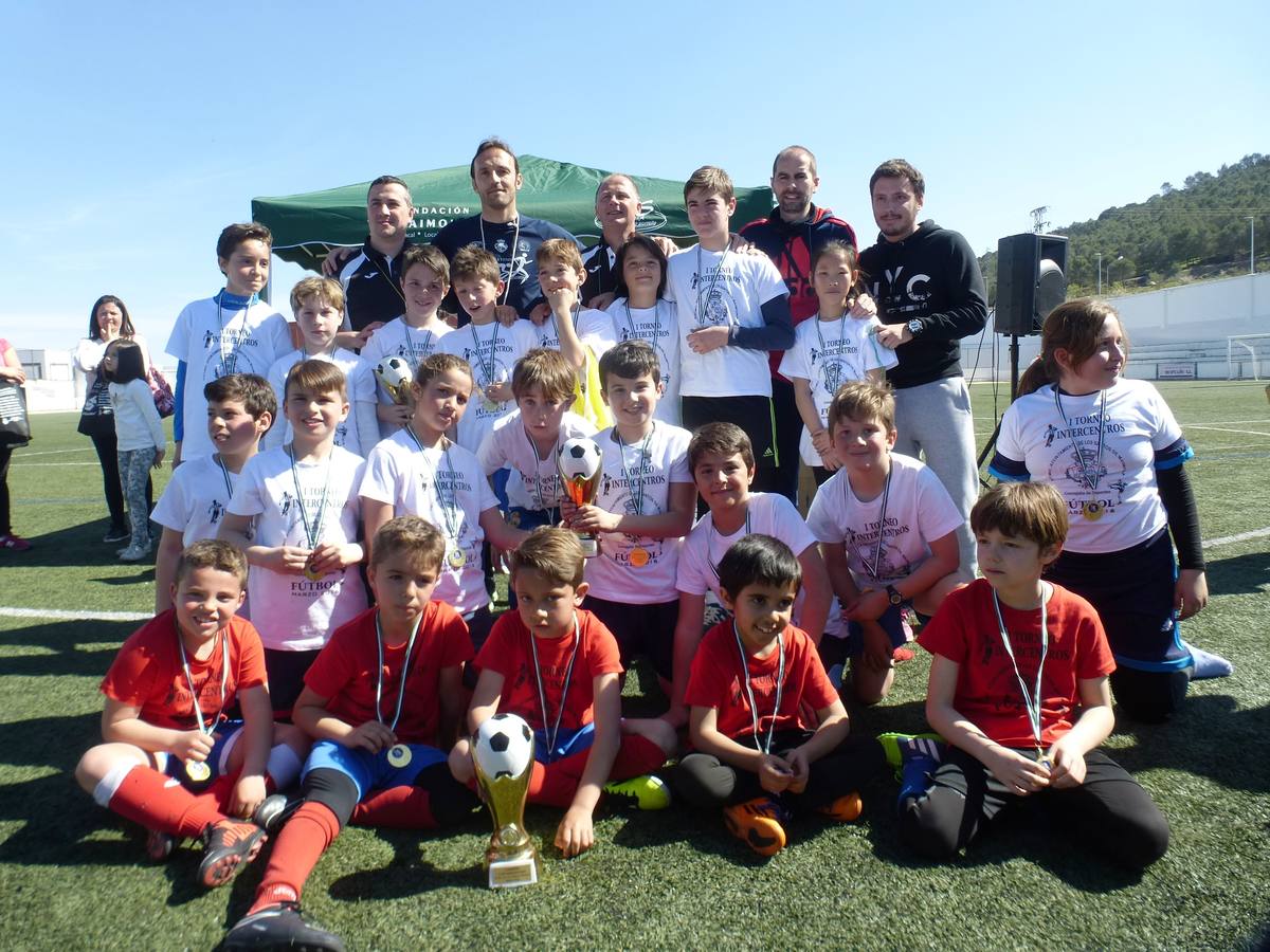 Espectacular día deportivo para los pequeños escolares santeños