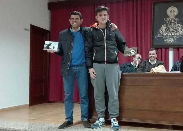 Reconocimiento de la Hermandad del Nazareno a dos de sus capataces