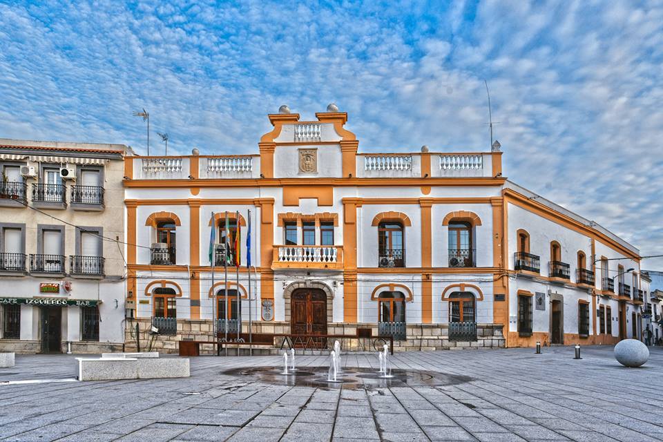 Corte de tráfico de la plaza de España en Semana Santa