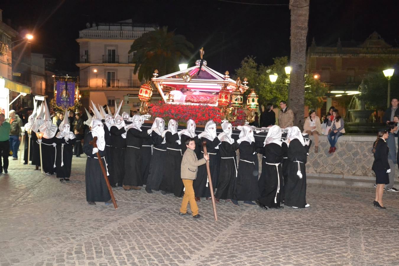 Las procesiones del Santo Entierro y La Soledad en el Viernes Santo