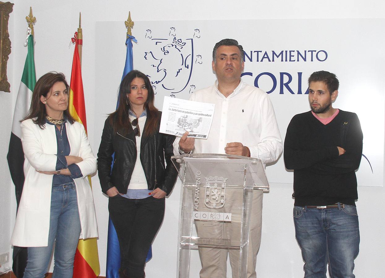 El alcalde pide al PSOE que apoye en la Asamblea la partida para el pabellón multiusos