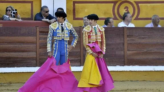 Perera y Talavante vuelven a Sevilla, donde también estará José Garrido