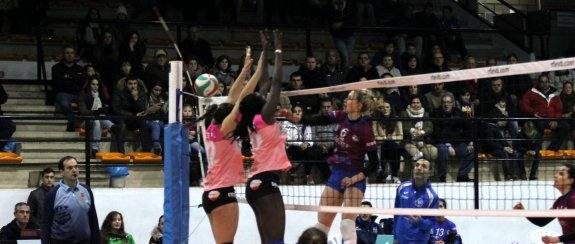El Extremadura Arroyo dice adiós a la Superliga Femenina