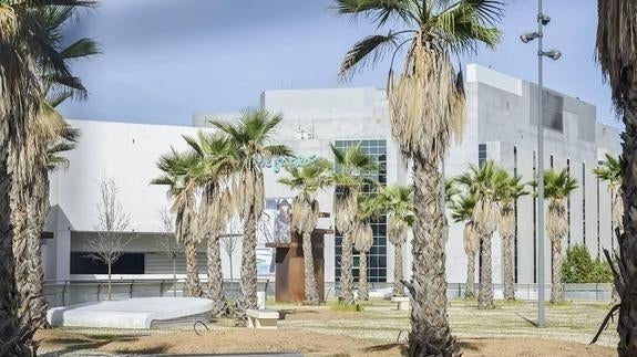 Conquistadores sigue parado dos meses después de que Liberbank se quedara el parking