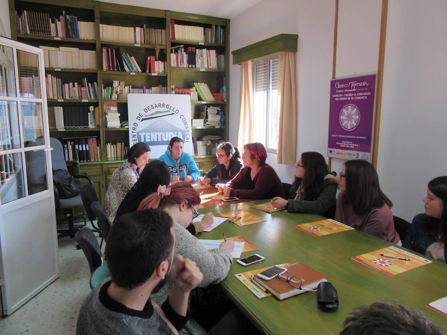 CEDECO Tentudía cita a los jóvenes para hablar de estrategias de desarrollo local