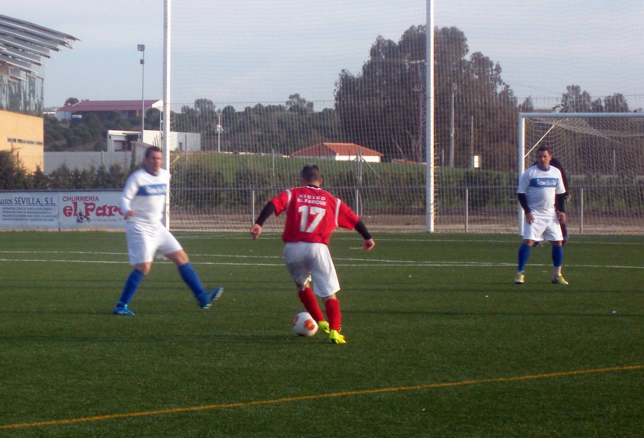 El Campanario Atlético tampoco es capaz de frenar al líder Miajadas