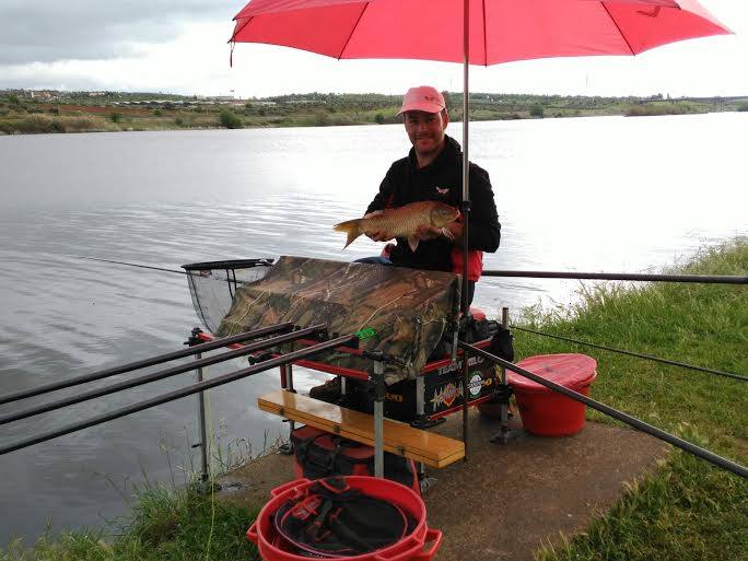 Jorge Román participa en el Campeonato nacional de Agua-dulce