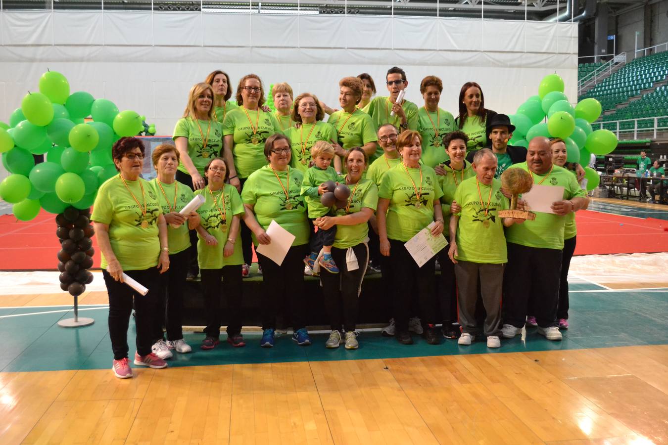 Los usuarios del programa de Ocio y Tiempo Libre para personas con discapacidad participaron en las XX Gimnastrada celebrada en Cáceres