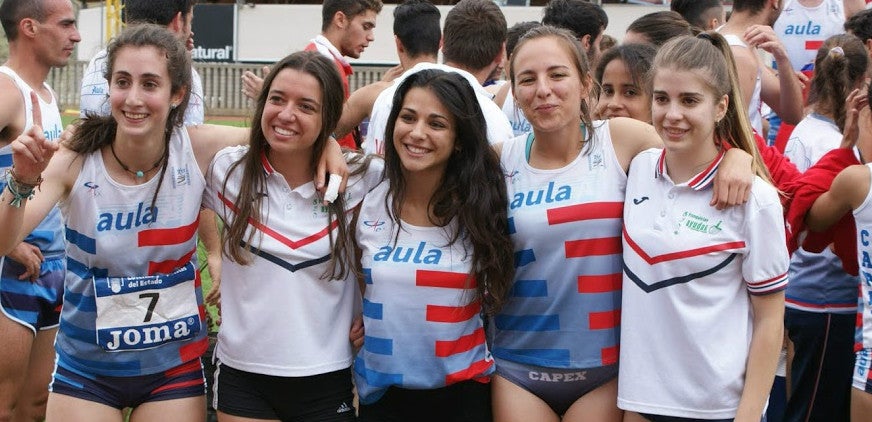 La sección femenina del CAPEX consigue la permanencia en 2ª División