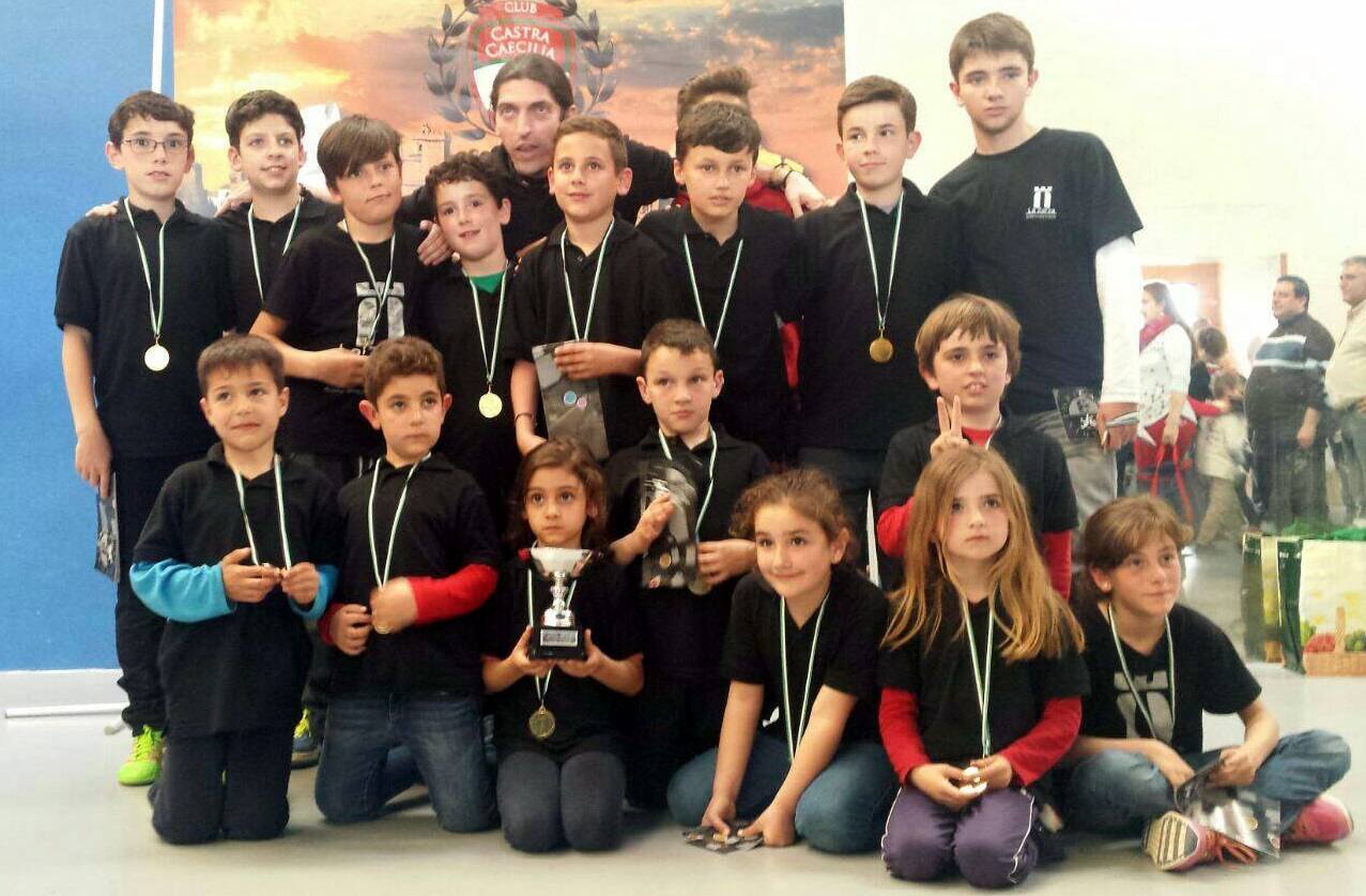 La Escuela Municipal de Ajedrez de La Zarza, tercera por equipos en Cáceres