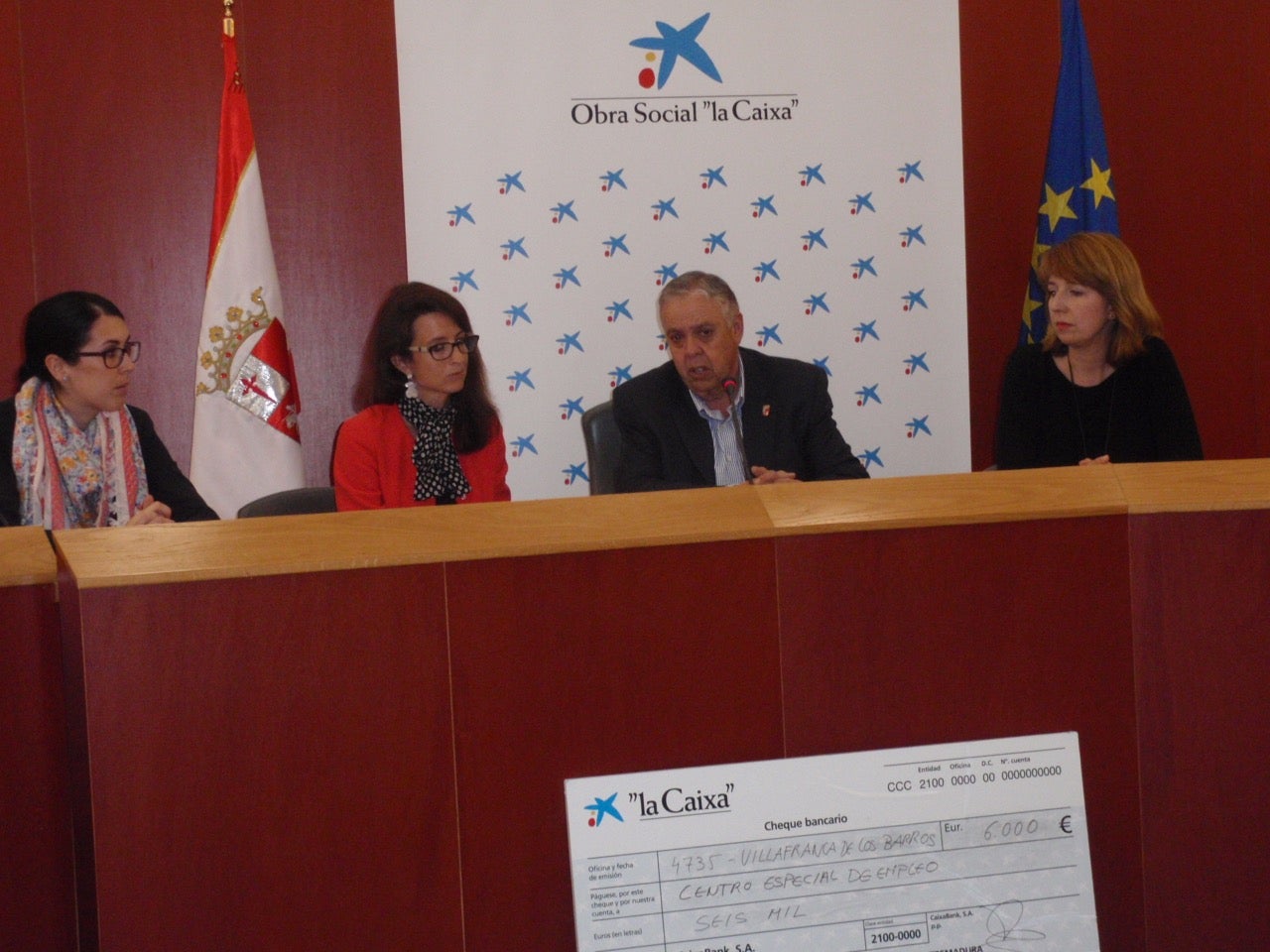 La Obra Social de La Caixa entrega 6000 euros al Centro Especial de Empleo