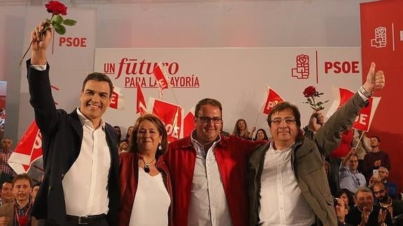 Pedro Sánchez se declara en Mérida «contra la fragmentación de España»