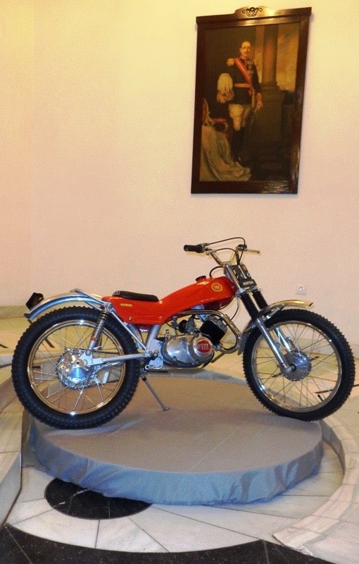 Un ciclomotor Montesa de 49 cc, nueva pieza del mes 2016 del Museo de Villafranca