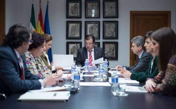 Más de 50 personas acudieron a la jornada divulgativa del Plan de Rehabilitación y Vivienda