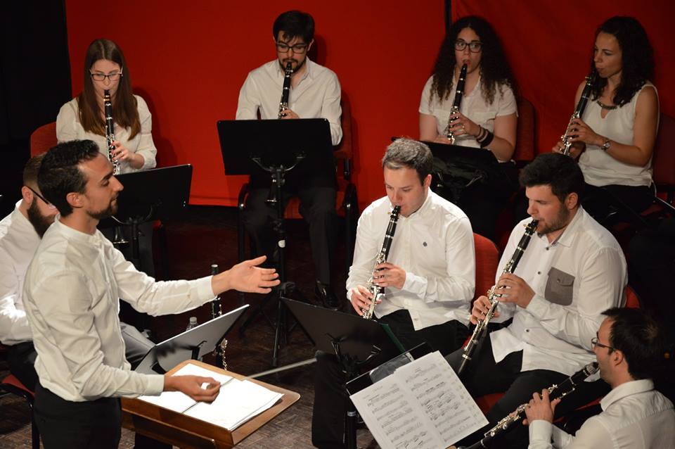 El Ensemble de clarinetes deleitó en Campanario con su concierto de primavera