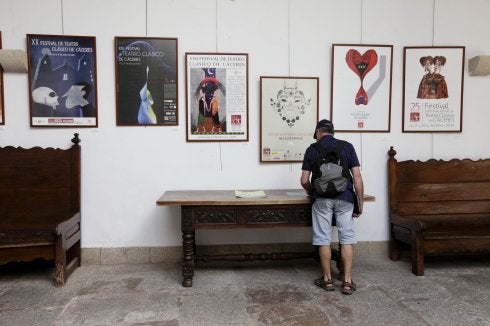 Carteles del Festival de Teatro