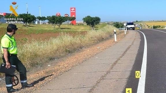 La Guardia Civil localiza al conductor fugado tras arrollar a un ciclista en Trujillanos