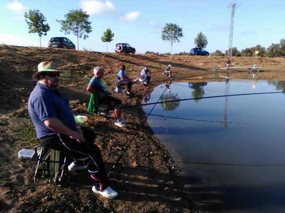 La sociedad de pescadores espera una buena temporada