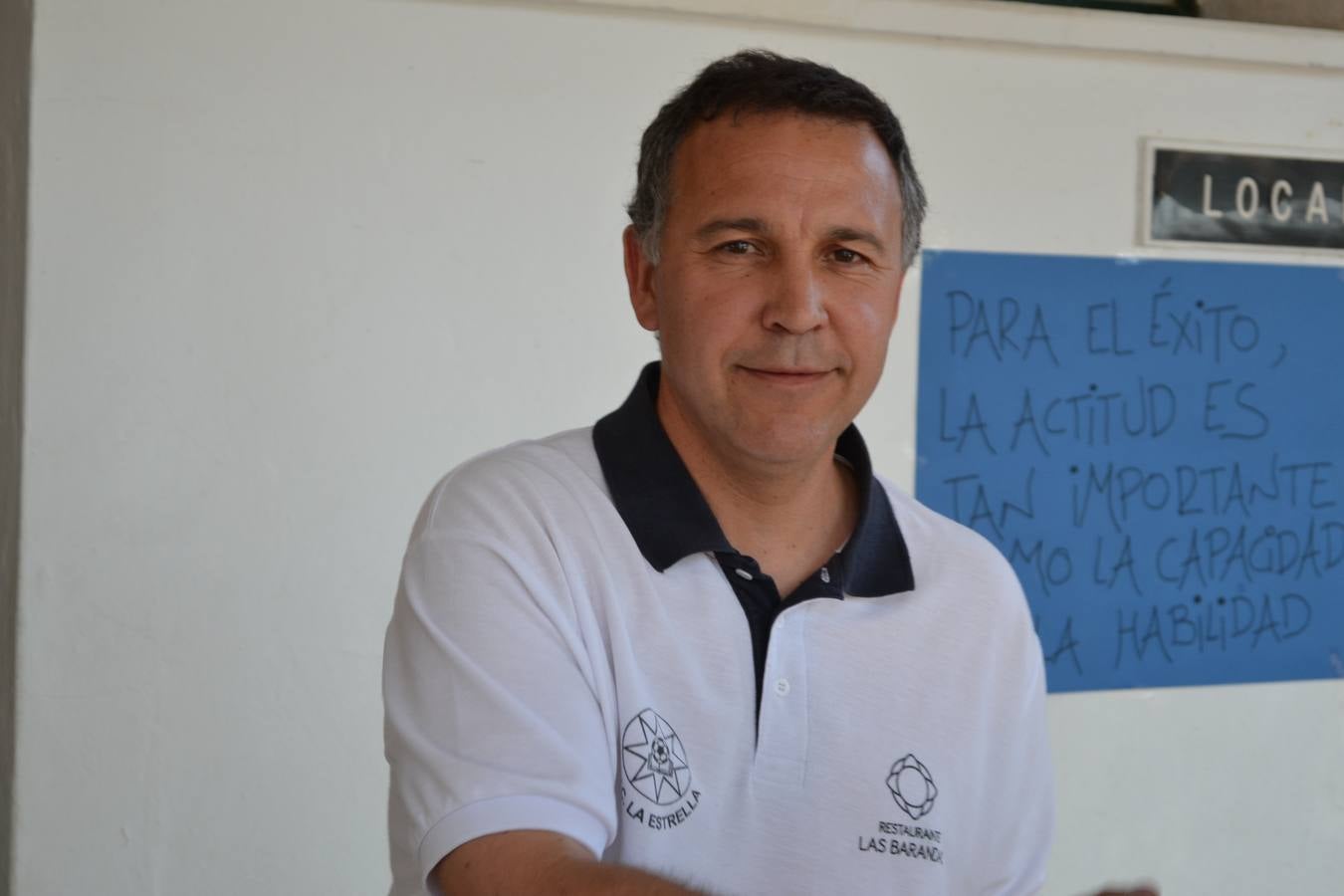 Joaquín Hidalgo continuará como entrenador en La Estrella