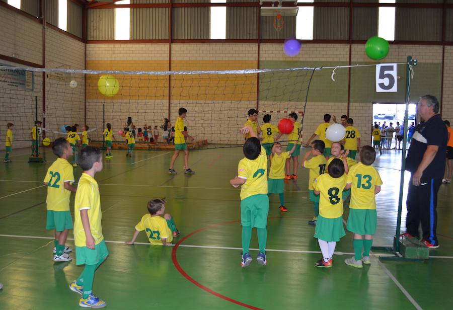 Más de cien deportistas participaron en la clausura de las Escuelas Deportivas Municipales