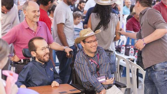 Echenique pide a Sánchez no escuchar a Vara e Ibarra y que descarte la coalición con el PP