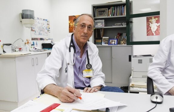 Los médicos de Primaria demandan poder jubilarse también a los 70 años