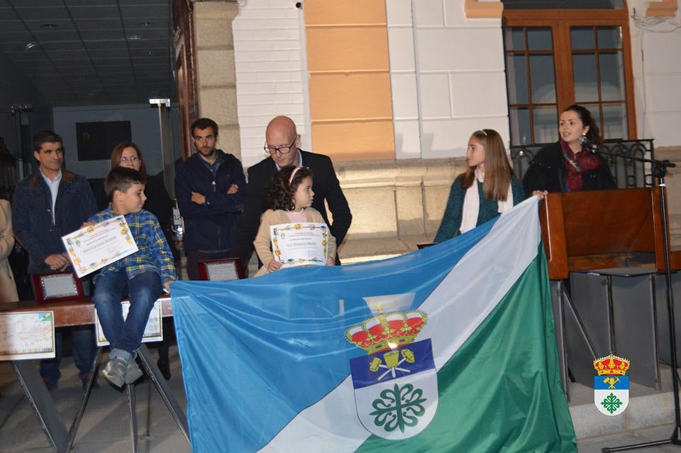 El municipio ya tiene bandera oficial