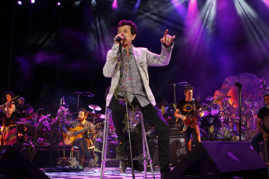 Manolo García llena de magia la última noche de feria