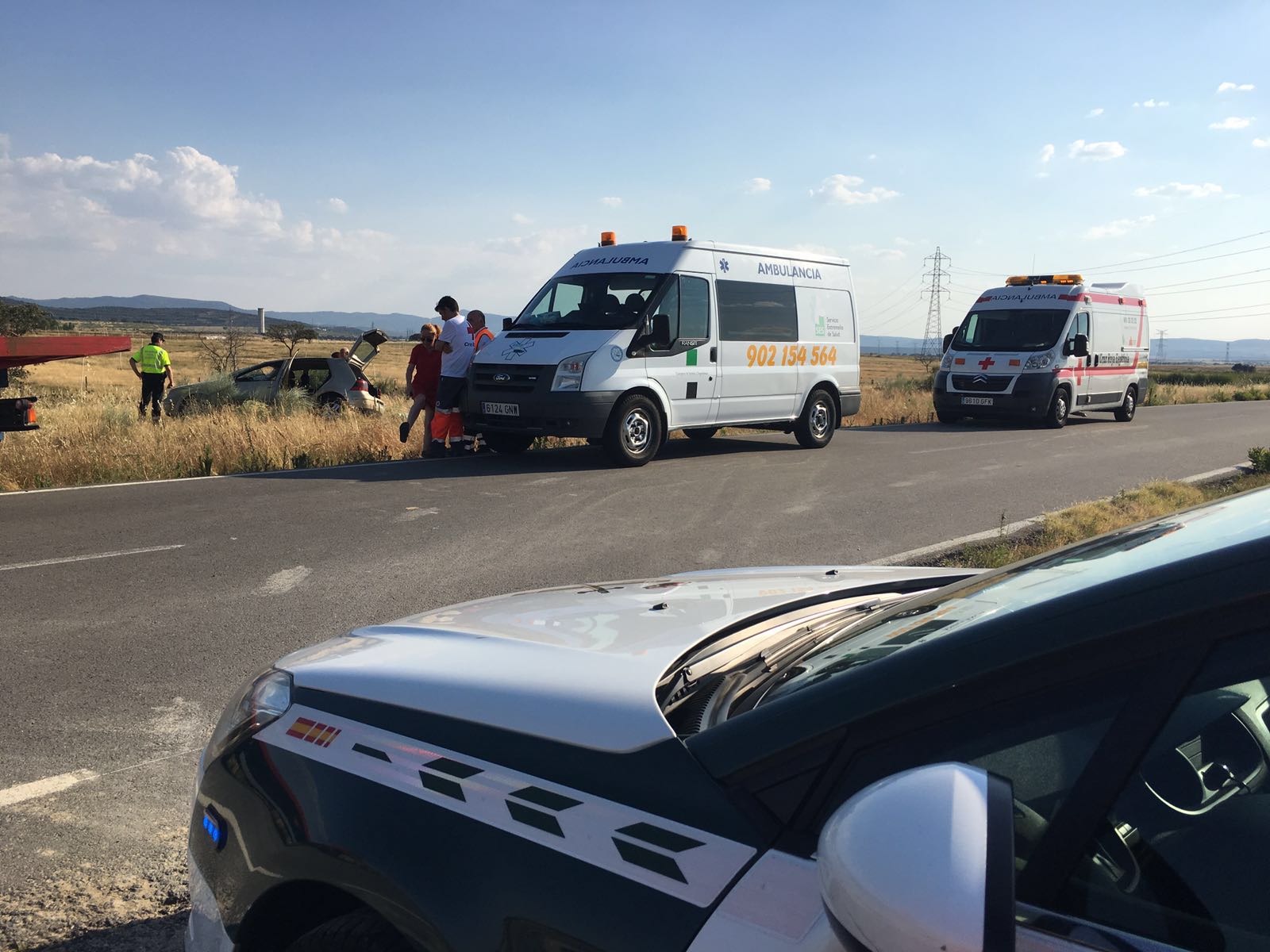 Cuatro jóvenes heridos leves en una salida de vía en Saucedilla