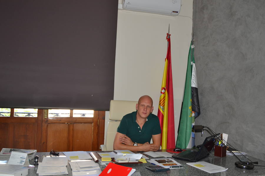 El alcalde pide paciencia y colaboración de los vecinos ante la celebración del Granirock