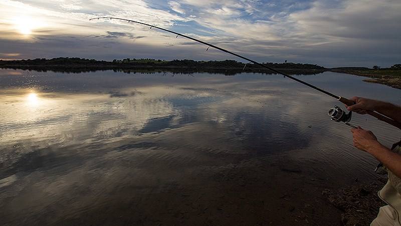 El Centro de Formación de Deportes Náuticos ofrece rutas en kayak, pesca y parrillada gratuita los días 16 y 17 de julio