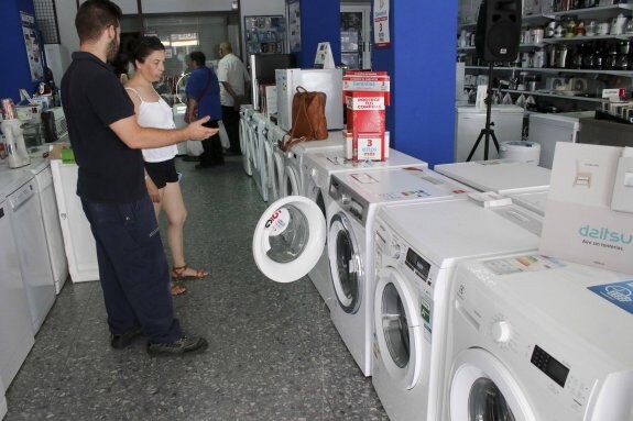 El Plan Renove de electrodomésticos recibe 235 peticiones de puntos de venta