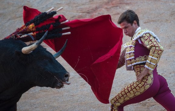 El Juli, mayúsculo en Pamplona