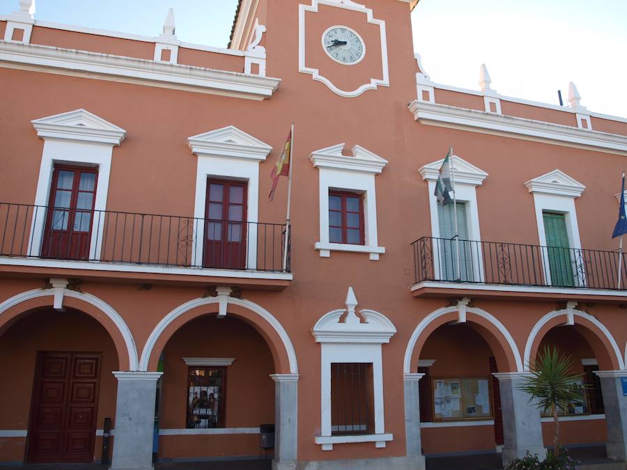 Ya se puede realizar la solicitud para el montaje de barras y terrazas en la Feria 2016