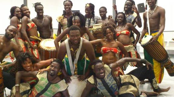 El Festival Folklórico de los Pueblos del Mundo visita Miajadas, Almendralejo y Valverde