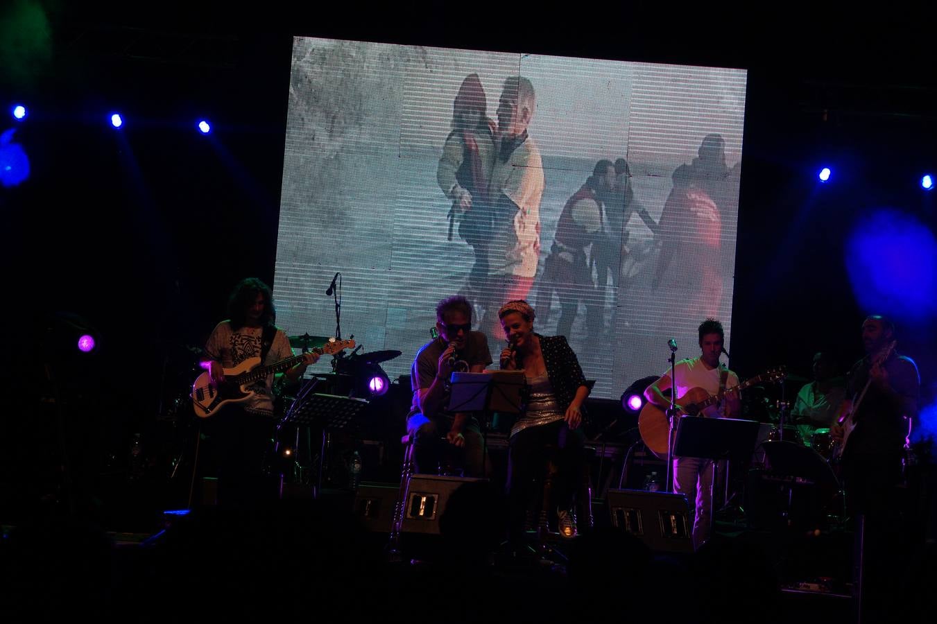 “Todo se mueve” en Herrera del Duque por la solidaridad a través de la música