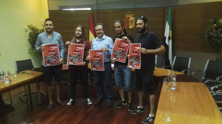 Cuatro grupos actuarán esta noche en el primer festival 'CasaRock'